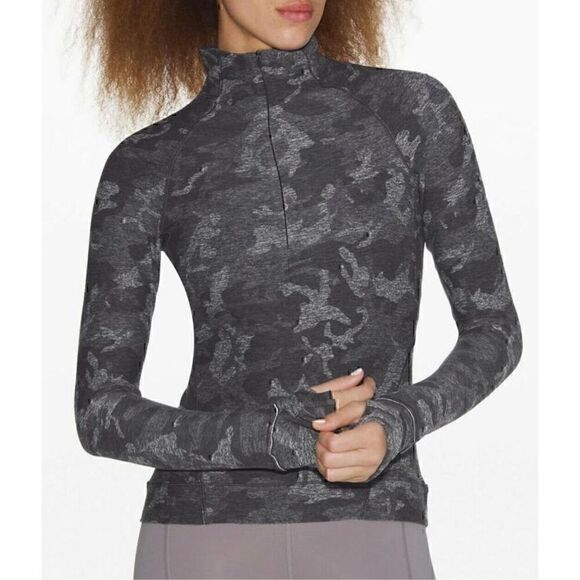 lululemon athletica Tops - Lululemon Outrun the Elements 1/2 Zip Incognito Camo HTR Black Pullover Sz 10